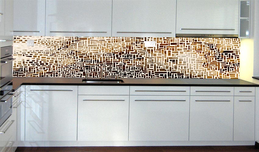 Mosaik in Holz (Bild-Nr. 0200336; Kategorie 1)

